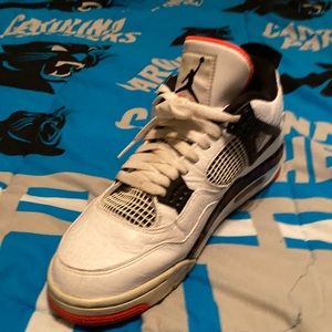 Jordan 4